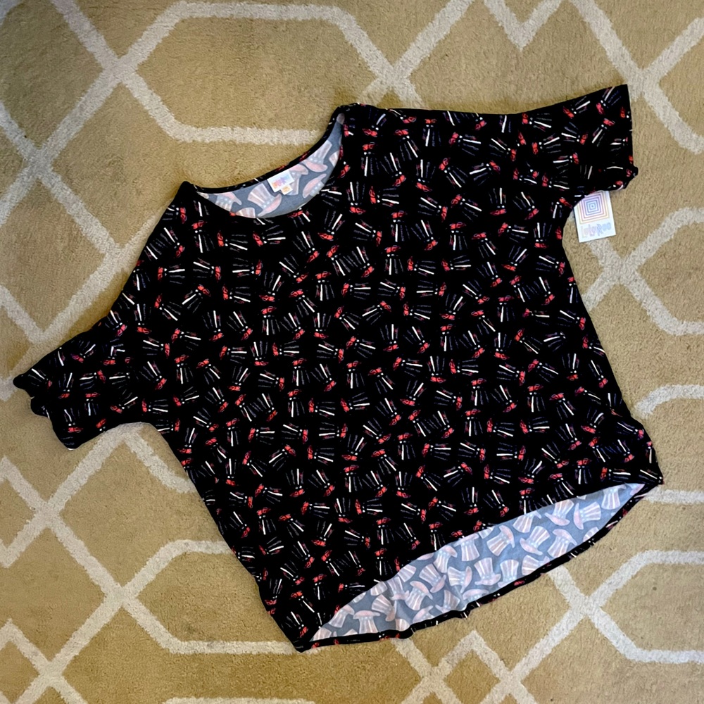 NWT - Patriotic Hat LuLaRoe Irma Tunic